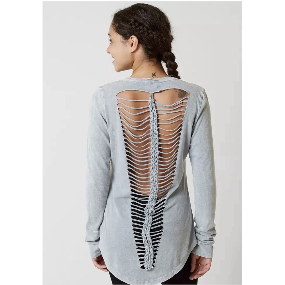 Affliction Hail Mary Long Sleeve Sz M Gray Beaded Cross Braid Cris-cross Bacl